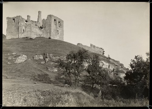 Szydłów - obwarowania i zamek